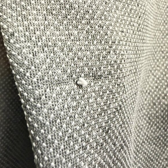 Oakley 1/4 Zip Pullover - Gray - XL - Coeur D Alene Golf Resort - Picture 3 of 12